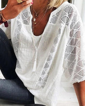 Load image into Gallery viewer, Stitching Lace 3/4 sleeve Blouse